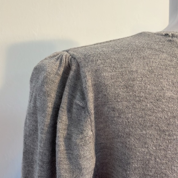 XX1 forever puff shoulder scoop neck keyhole back neck soft grey sweater - Picture 4 of 6